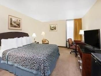 Hotel Days By Wyndham Northeast Indianápolis