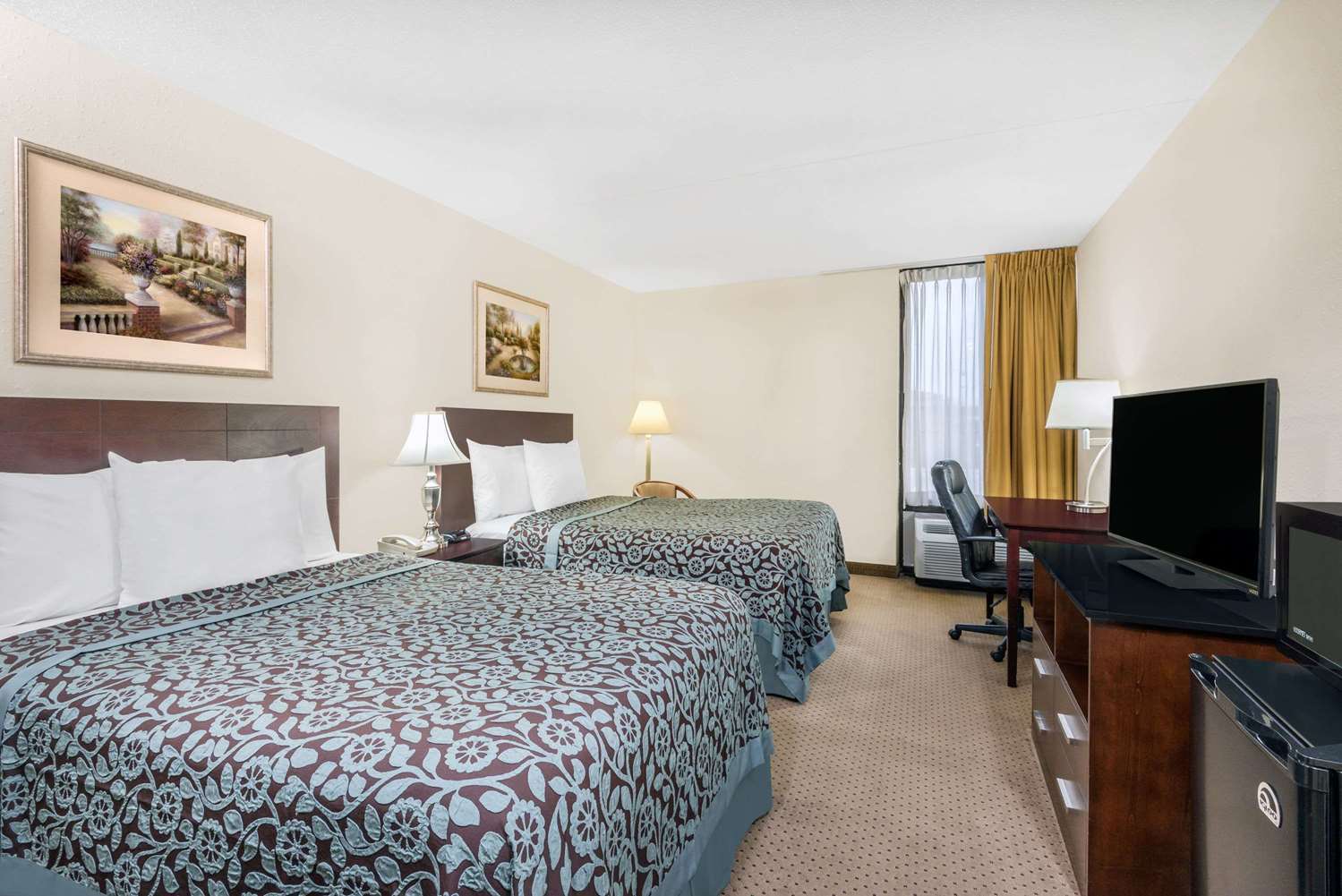 Hotel Days By Wyndham Northeast Indianápolis